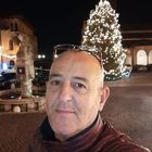 Silvia Romano, post choc del consigliere di Treviso Nico Basso: «Impiccatela». Poi lo rimuove