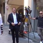Renzi sul set per il primo ciak del suo docufilm su Firenze