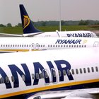 Ryanair lancia l'allarme: «Ritardi e cancellazioni voli, in Europa l'estate sarà un disastro»