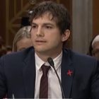 Ashton Kutcher parla di abusi sessuali su minori e si commuove