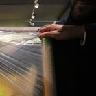 Sacchetti biodegradabili per frutta e verdura a pagamento, il ministero: si possono portare da casa
