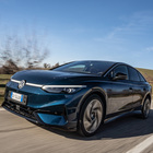ID.7, cresce l’elettrico: una VW lunga 5 metri. L’ammiraglia “zero emission”: autonomia di 700 km e bimotore 340 cv