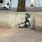 Il murales apparso a Londra è di Banksy? Mistero non ancora svelato