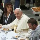Il Papa va ad Assisi per abbracciare quei poveri resi ancora più poveri dalla crisi dovuta al Covid