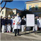 Antivirale Paxlovid, il primo curato in Italia allo Spallanzani di Roma: da oggi via libera al nuovo farmaco anti-Covid