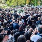 Brandizzo, ai funerali di Kevin Laganà folla di amici e moto: «Ci mancherà tutto di te»