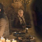 Il Trono di Spade, la regina Daenerys beve un caffè Starbucks: Hbo ammette la gaffe