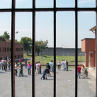 Rivolta nel carcere minorile, detenuti danneggiano la struttura: si contano i danni