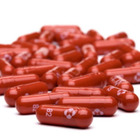 Pfizer, la pillola Paxlovid anti Covid riduce ricoveri e decessi dell'89 per cento. «Efficace contro Omicron»