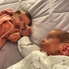 Veronica Peparini e Andreas Muller a casa dopo il parto di Penelope e Ginevra: «È stato bello, doloroso, gioioso e anche triste»