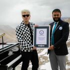 Davide Locatelli da record: conquista il Guinness con la "highest altitude grand piano performance"