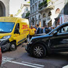 Milano, incidente tra un Suv e un furgone in via...