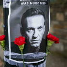 Navalny, i funerali venerdì in una chiesa di Mosca: sarà sepolto nel cimitero Borosivskoe. La moglie: «Putin l'ha torturato e ucciso»