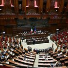 Il Parlamento chiude prima: «Causa derby Lazio-Roma salta la discussione per andare davanti alla tv (o allo stadio)»