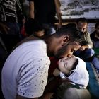 A Gaza una neonata tra le 61 vittime