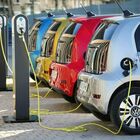 Spagna, governo Madrid proroga gli incentivi per l'acquisto di auto elettriche. L'annuncio dopo dimissioni leader produttori