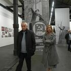 Meloni visita la mostra su Berlinguer a Testaccio: «La politica è l'unica possibile soluzione ai problemi»