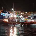 Lampedusa, sbarcano 70 migranti. Salvini: saranno espulsi. M5S attacca: inutile propaganda