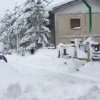 Terremoto, paura a Cagnano: il paese sommerso di neve