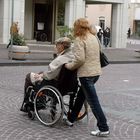 Roma, narcotizzavano anziani per derubarli: condannate due finte badanti