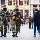 • L'accusa: "Il Belgio ha mancato 13 volte i terroristi di Parigi"