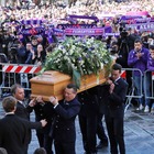 Lacrime e commozione ai funerali del Capitano della Fiorentina. Badelj: "Sei la nostra luce"