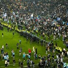 Udinese-Napoli, scontri in campo: in arrivo i Daspo. L'invasione dalle tribune