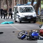 Roma, schianto mortale in via Ostiense, moto finisce contro guardarail: morta ragazza di 26 anni