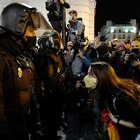 Madrid, scontri alla manifestazione per il rapper arrestato Pablo Hasel