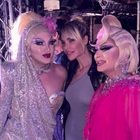 Ilary Blasi e Vladimir Luxuria, dall'Isola alla serata con le drag queen: lo showgirl si scatena (senza Bastian) e il look è hot