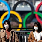 Covid, il 72% dei giapponesi vorrebbe rinviare le Olimpiadi: il sondaggio