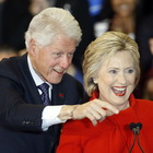 Hillary Clinton in Iowa vince a fatica contro Sanders