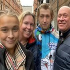 Ragazza suicida a 19 anni, Sophie si era iscritta a una maratona per la salute mentale: la famiglia correrà al suo posto
