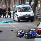 Roma, schianto mortale in via Ostiense, moto finisce contro guardrail: morta ragazza di 26 anni