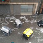 Maltempo al Centro-Nord Foto Video Milano sott'acqua, esonda il Seveso