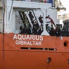Aquarius in Spagna, ai migranti lavoro e visti per la Francia