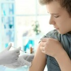 Vaccino “Moderna” testato su 3 mila ragazzi dai 12 ai 17 anni: comincia l'arruolamento