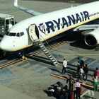 Coronavirus, hostess con febbre su volo Ryanair da Milano: attivate procedure per identificare tutti i passeggeri