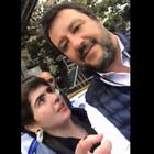 «Salvini, ma non siamo più terroni di m...?»: nuovo selfie-agguato. E lui: «Cancella il video»