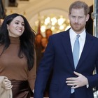 immagine Harry e Meghan conservano i titoli di altezze reali, ma si impegnano a non usarli