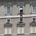 Papa Francesco: «Non cantare vittoria contro Covid, seguire norme igieniche»