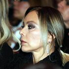 Sanremo, Ornella Muti ancora nei guai per la cena con Putin. Il Teatro di Pordenone: «Ci versi il cachet di Sanremo»