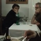 Quando Franceschini venne contestato a cena dei grillini. Ironia web: «Ora magna tranquillo» VIDEO