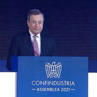 Mario Draghi: «Il 77% degli italiani è vaccinato, green pass strumento di libertà»
