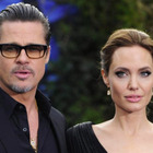 Brad Pitt, gli amici (dopo le accuse del figlio) incolpano Angelina Jolie: «Gli ha gettato veleno addosso per anni»