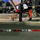 Incidente a Roma, auto con 6 persone si ribalta e finisce contro un albero: due morti e 4 feriti. Una delle vittime aveva 20 anni