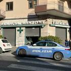 immagine Napoli, raid alla Farmacia Manzoni: bottino da 40mila euro