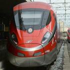 Treni Frecciarossa da Milano verso il sud sold out nel weekend: non ci sono posti