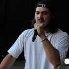 Terni, il rapper AimaD apre il concerto di Sangiovanni all'Anfiteatro Fausto: «Grande emozione, dopo due anni di stop finalmente di nuovo su un palco»