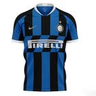 Inter, la nuova maglia scatena l'ironia del web